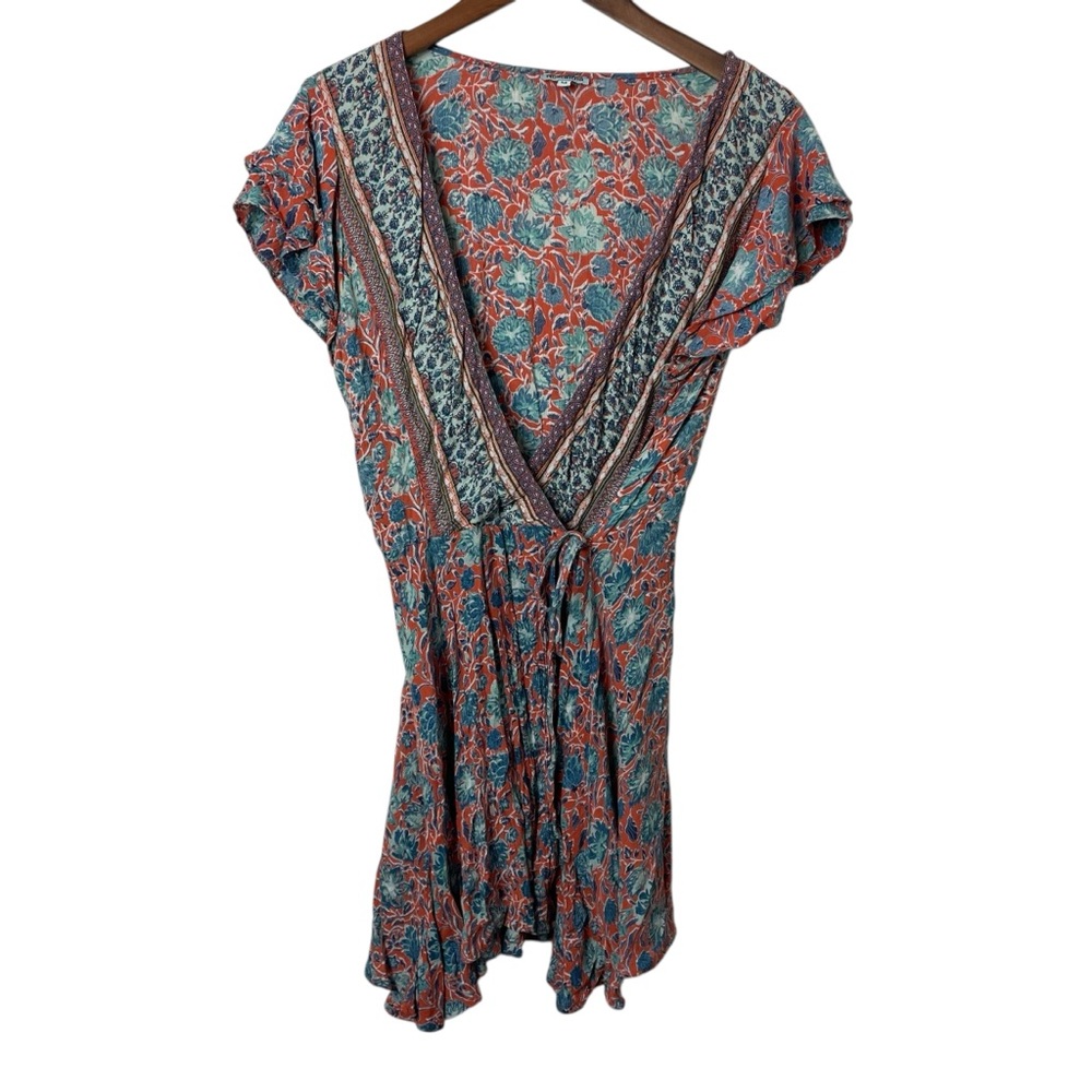 Nostalgia Multicolor Floral Wrap Dress‎